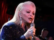 Адвокат Долиной подтвердила готовность певицы вернуть 112 млн рублей