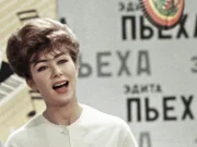 За сценой «Голубого огонька». Как праздник на ТВ становился семейной драмой